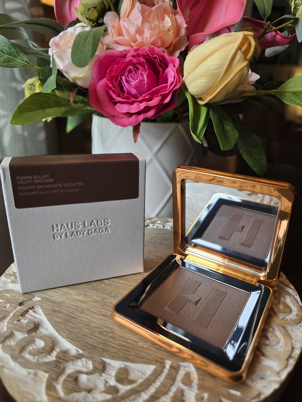 Haus Labs Power Sculpt Velvet Bronzer — Shade Is Deep Level 12
